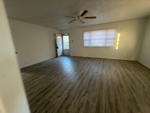 312 Hill St in Oakland, IA - Building Photo - Building Photo