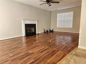 2219 Gray Goose Loop in Fayetteville, NC - Building Photo - Building Photo