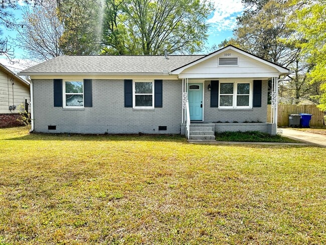 3307 Londonderry Rd in North Charleston, SC - Building Photo - Building Photo