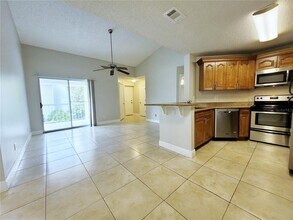 2580 Grassy Point Dr in Lake Mary, FL - Building Photo - Building Photo