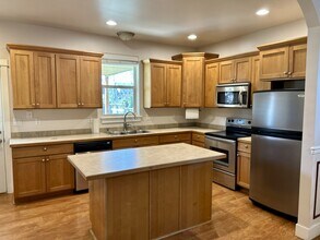 8353 Grouse Cres Dr in Blaine, WA - Building Photo - Building Photo