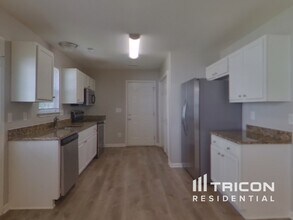 4827 Canipe Dr in Charlotte, NC - Building Photo - Building Photo