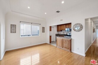 3933 Woolwine Dr in Los Angeles, CA - Building Photo - Building Photo