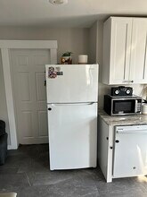 55 Collins St in Lynn, MA - Building Photo - Building Photo