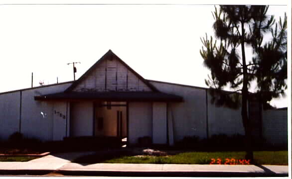 1753-1765 Anaheim Ave in Costa Mesa, CA - Foto de edificio - Building Photo