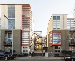 1007 41st St, Unit 414 in Oakland, CA - Building Photo