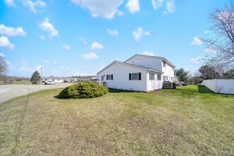 405 Connor st, Unit 1 in Onsted, MI - Building Photo - Building Photo