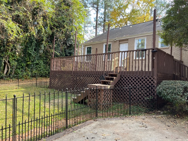 3089 Highpoint Dr in Macon, GA - Building Photo - Building Photo