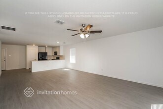 5118 Volunteer Dr in Ennis, TX - Building Photo - Building Photo