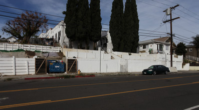 401-409 N Boylston St in Los Angeles, CA - Foto de edificio - Building Photo