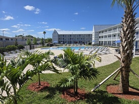 Parkview Village at Celebration in Kissimmee, FL - Building Photo