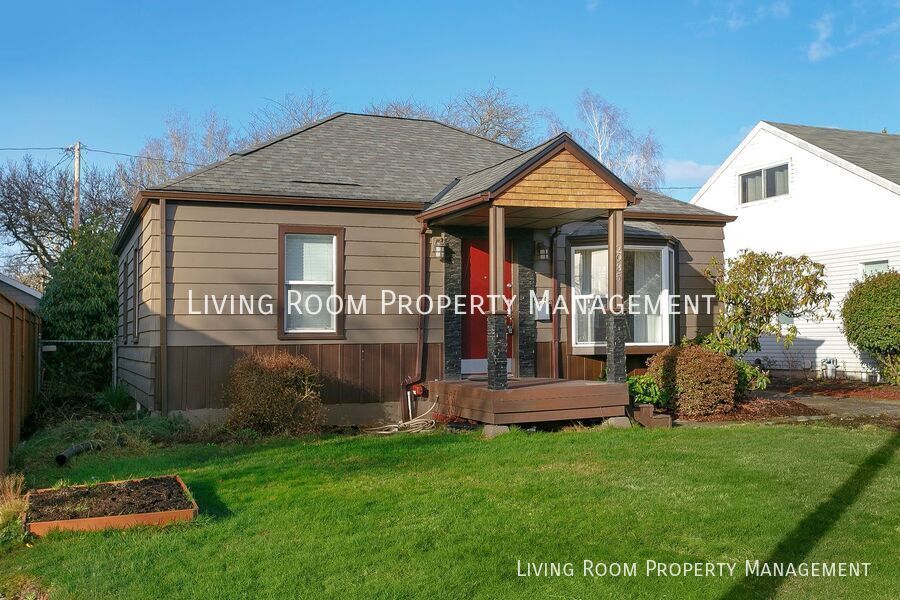 2935 SE 77th Ave in Portland, OR - Building Photo
