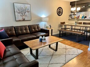 1526 192nd St SE, Unit P2 in Bothell, WA - Building Photo - Building Photo