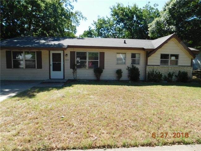 property at 1005 S 19th