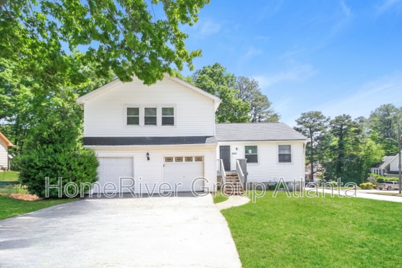 3000 Sebring Ct in Decatur, GA - Building Photo