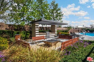 746 Farrier Wy in Upland, CA - Building Photo - Building Photo