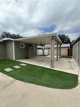 3751 Briscoe St in Riverside, CA - Foto de edificio - Building Photo