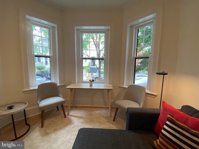 3020 Dent Pl NW in Washington, DC - Building Photo - Building Photo