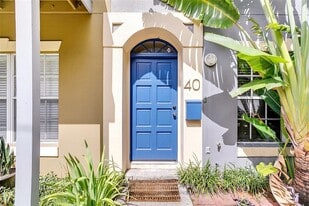 40 N Hyer Ave in Orlando, FL - Building Photo