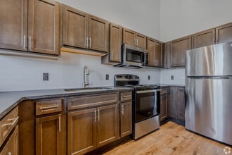 424 Main St-Unit -I in Middletown, CT - Building Photo - Building Photo