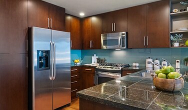 910 Lenora St in Seattle, WA - Building Photo - Building Photo