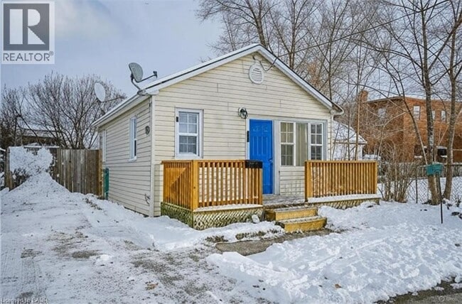 property at 40 Concord Ave