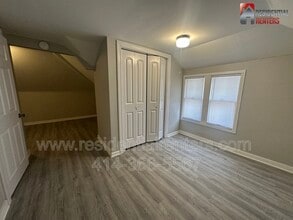 223 W Keefe Ave in Milwaukee, WI - Building Photo - Building Photo