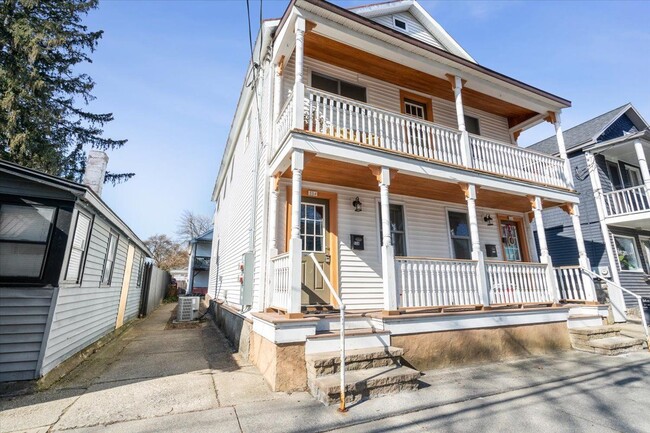 property at 53 Beekman St