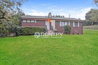 12428 US-52 in Norwood, NC - Building Photo - Building Photo