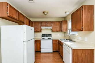 5919 Shadydell Dr in Fort Worth, TX - Building Photo - Building Photo