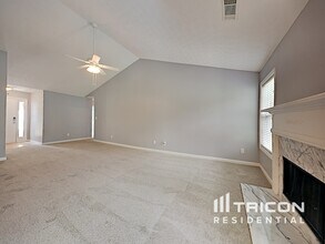 326 Penfield Cir in Sugar Hill, GA - Building Photo - Building Photo