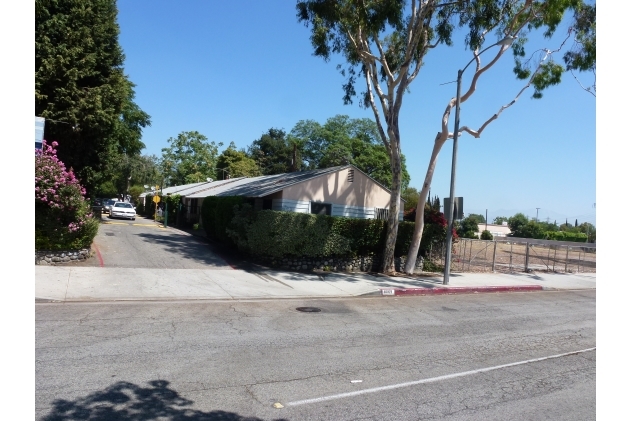 Paradise Trailer Park and Apartments in Rosemead, CA - Building Photo