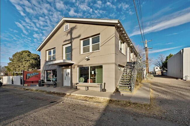 120 N Austin St in Marfa, TX - Building Photo - Building Photo
