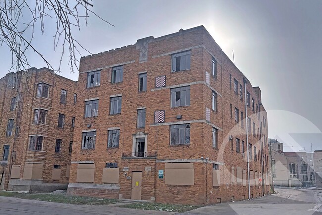 381 Covington in Detroit, MI - Foto de edificio - Primary Photo