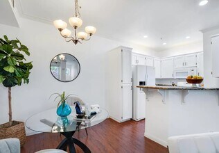 1081 Chagall Way in San Jose, CA - Building Photo - Building Photo