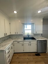 1233 N Spanish St in Cape Girardeau, MO - Building Photo - Building Photo