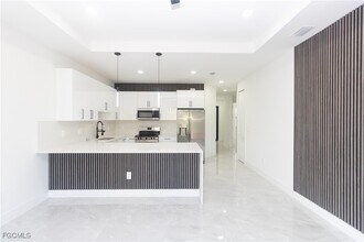 847 Duplex St E in Lehigh Acres, FL - Building Photo - Building Photo