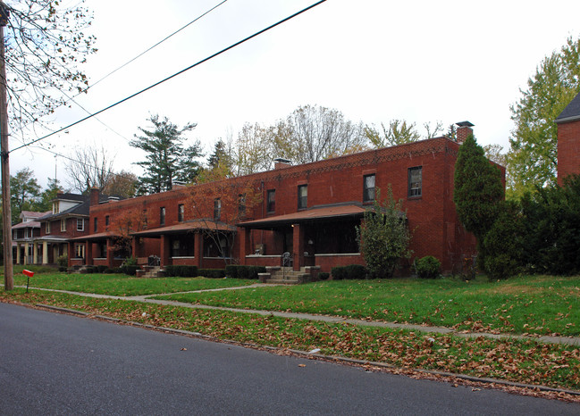 110 Boston Ave in Youngstown, OH - Building Photo - Building Photo