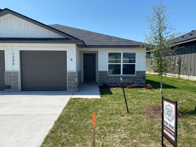 property at 1246 Concord Dr