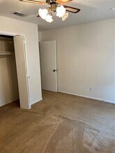 3229 Oak Timber Dr in Forest Hill, TX - Building Photo - Building Photo