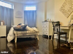 14 Strathmore Rd in Brookline, MA - Building Photo - Building Photo