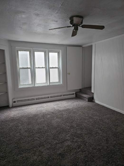 105 S White Horse Pike, Unit 105A in Berlin, NJ - Foto de edificio - Building Photo