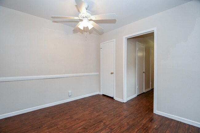 property at 4725 1/2 Merwin St