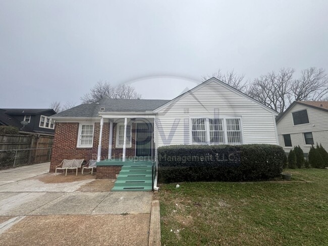 property at 623 E Pkwy S