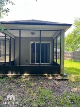 9983 Timber Falls Ln in Jacksonville, FL - Building Photo - Building Photo