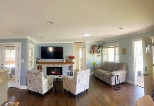 2604 Boswell Ave in Alexandria, VA - Foto de edificio - Building Photo