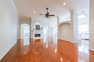 14610 Farrawood Dr in Cypress, TX - Building Photo - Building Photo