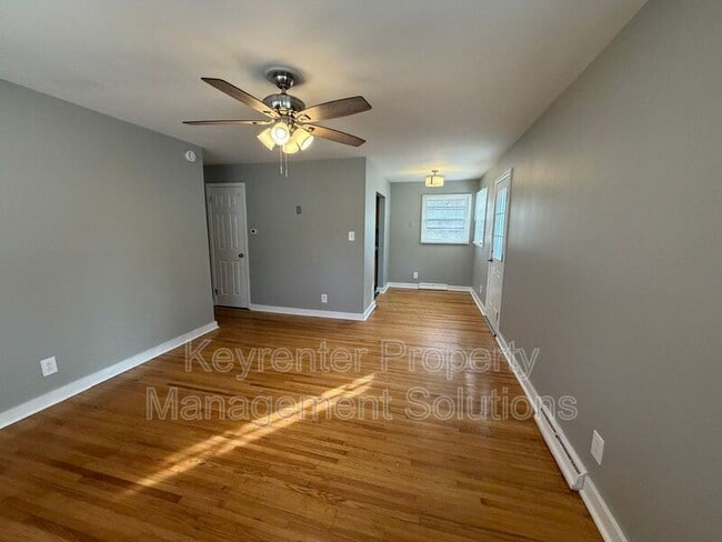 221 River Rd in Waynesboro, VA - Building Photo - Building Photo