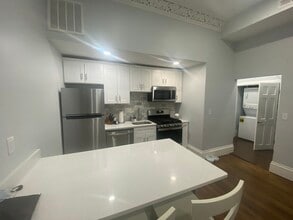 416 Massachusetts Ave, Unit 2 in Boston, MA - Building Photo - Building Photo