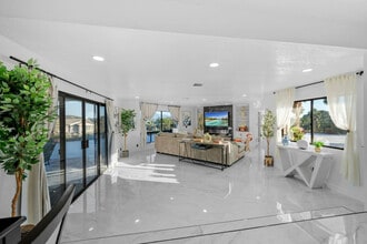 14552 Skyline Truck Trail in Jamul, CA - Building Photo - Building Photo